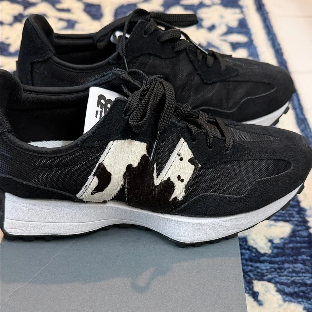New Balance 327 Sneakers - Picture 4 of 5